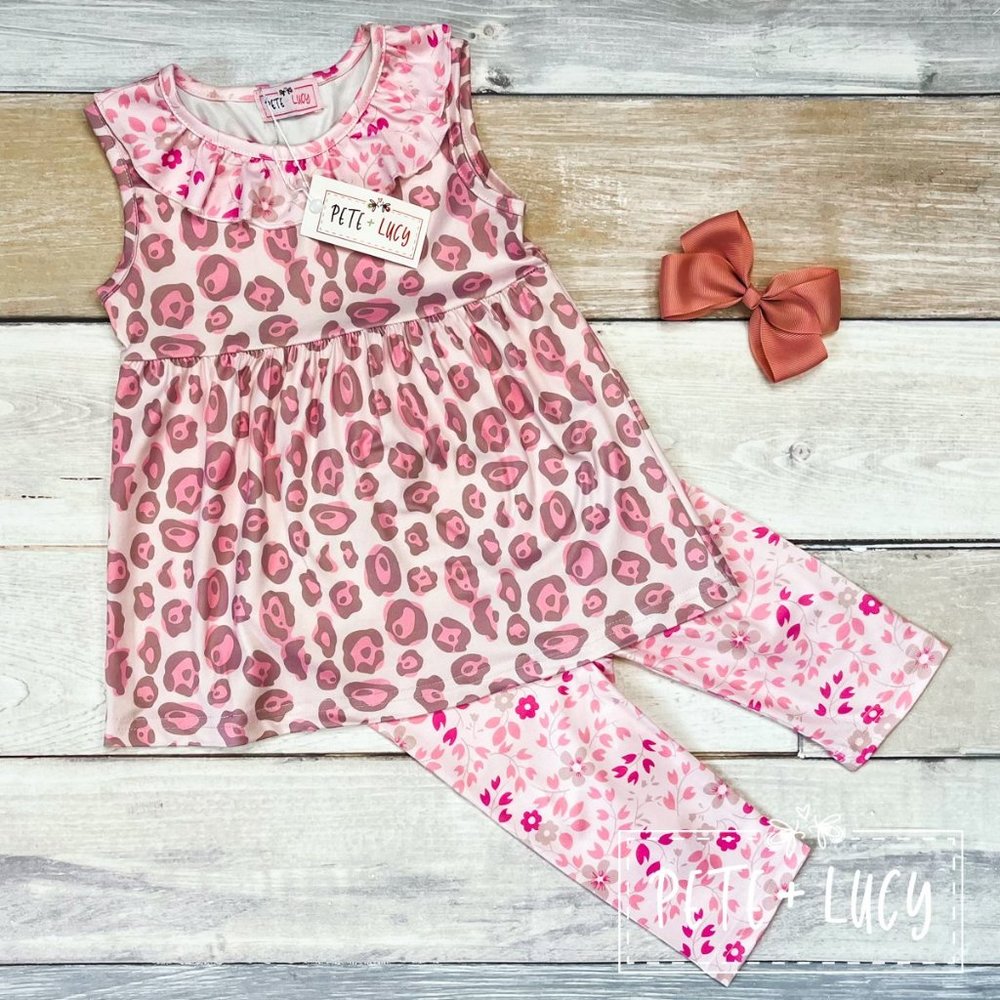 Pete + Lucy Sweet Leopard 2 pc capri set size 7/8